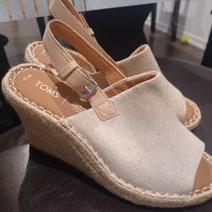 TOMS ESPADRILLES